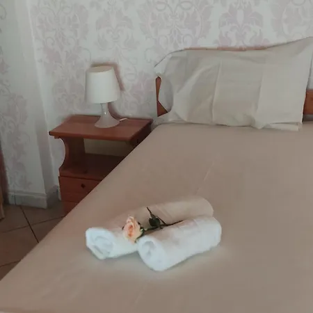 Holiday home Chloe Attic