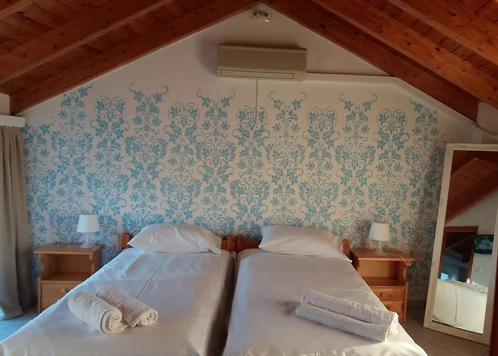 Chloe Attic Holiday home Agia Efimia