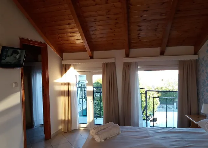 Chloe Attic Holiday home Agia Efimia